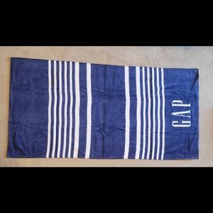 GAP beach towel